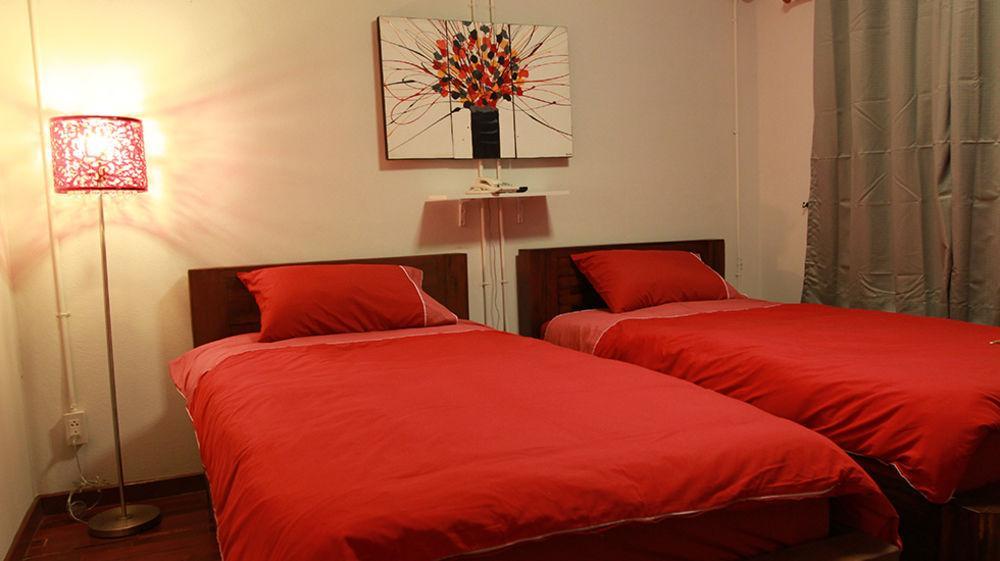 Thongran'S House Hotel Чиангмай Екстериор снимка