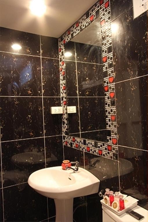 Thongran'S House Hotel Чиангмай Стая снимка