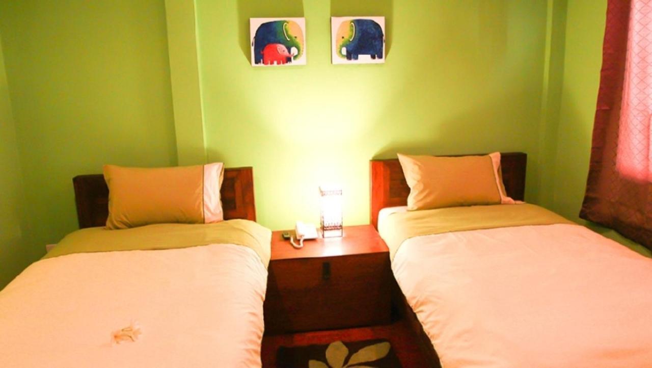 Thongran'S House Hotel Чиангмай Стая снимка